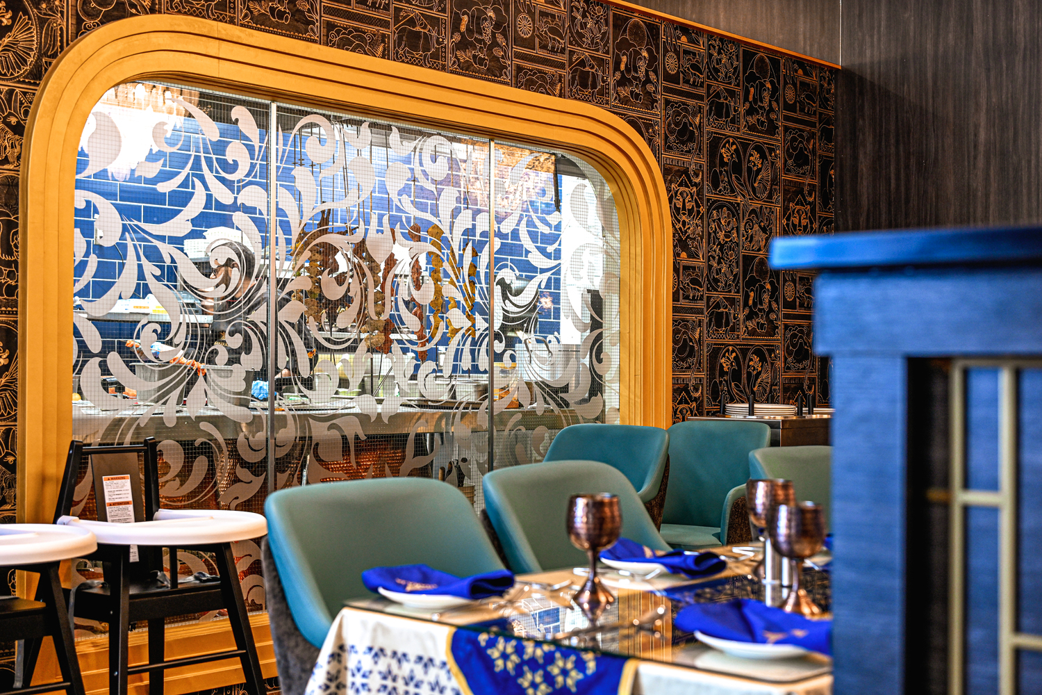 A Royal Feast Awaits: Exploring the Menu at Maharaja – Taste the Heritage