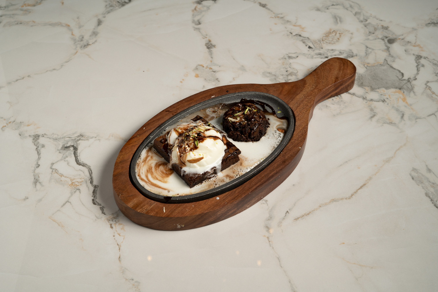 Maharaja_BrownieWithIceCream